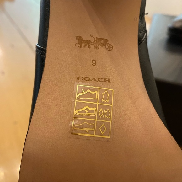 Coach Women’s Olivia Leather Black Ankle Boots New Size 9 *missing charms - Picture 8 of 16